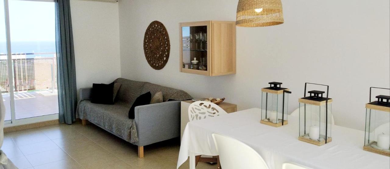 Adosado Con Fantasticas Vistas Al Mar Y Piscina. Appartement *
